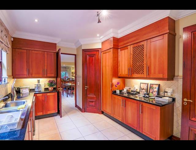 5 BEDROOM HOUSE FOR SALE IN MORNINGSIDE